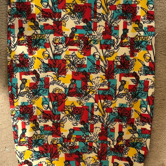 LuLaRoe‎ Floral Pencil Skirt - Multicolor - Picture 1 of 1